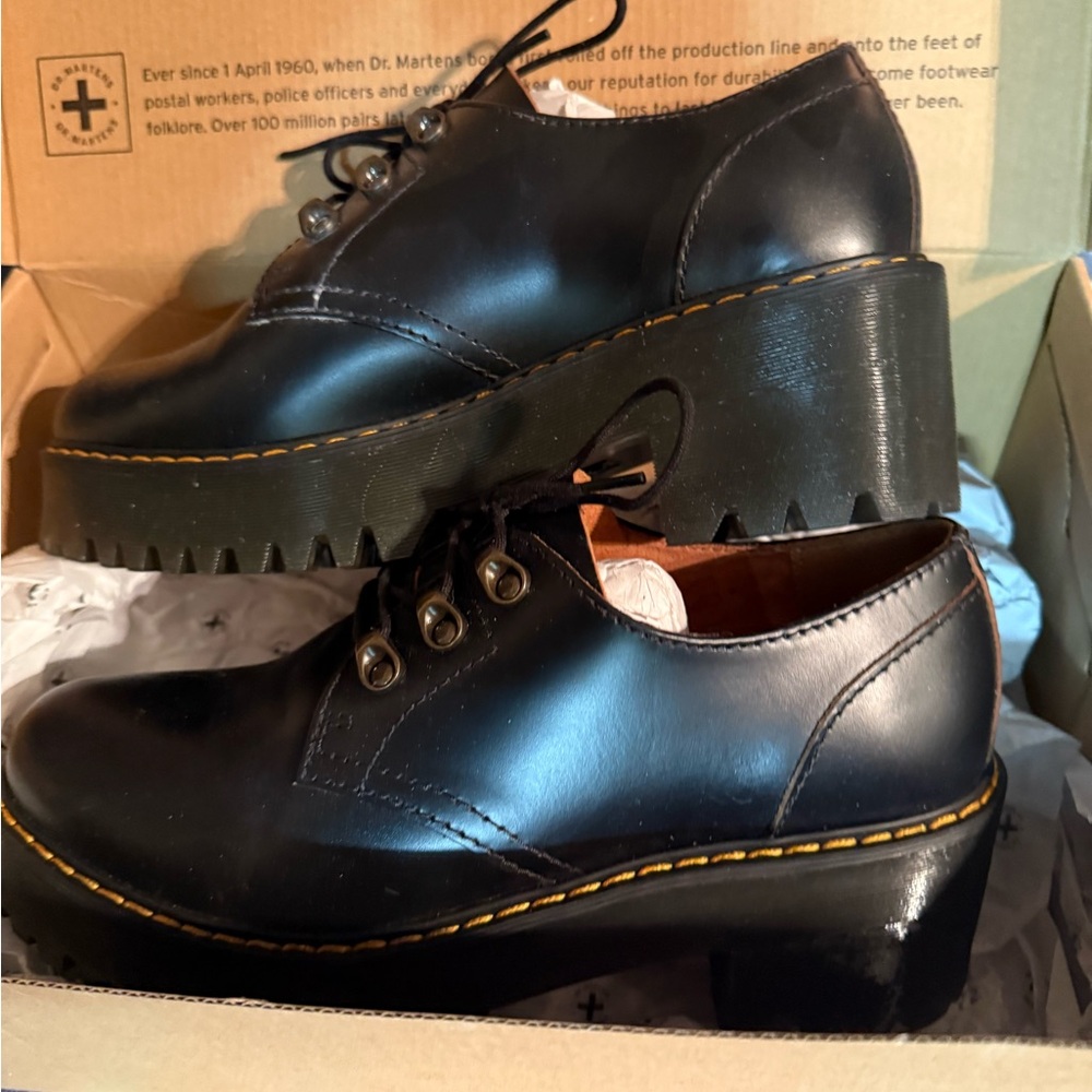 🔥🖤BNIB LEONA LOW DOCS!🖤🔥 - Picture 6 of 8